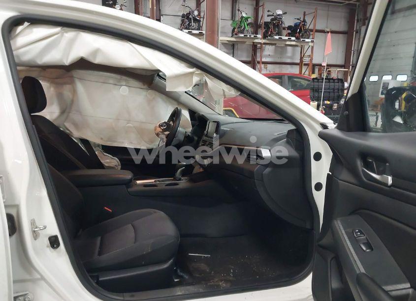 Photo 5 of 2022 Nissan Altima S FWD (VIN 1N4BL4BV4NN349128)