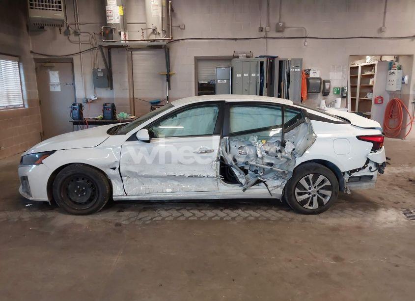 Photo 14 of 2023 Nissan Altima S FWD (VIN 1N4BL4BV4PN329402)