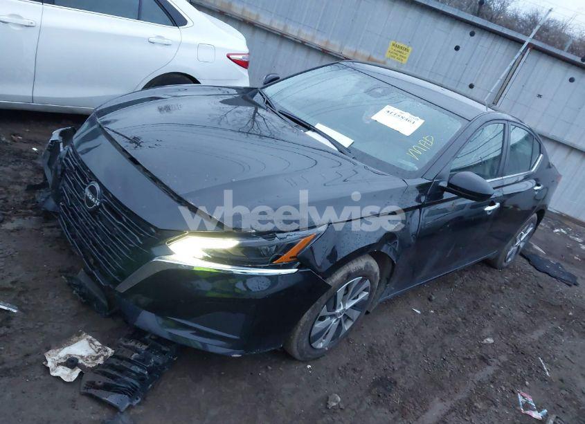 Photo 2 of 2023 Nissan Altima S FWD (VIN 1N4BL4BV4PN346393)