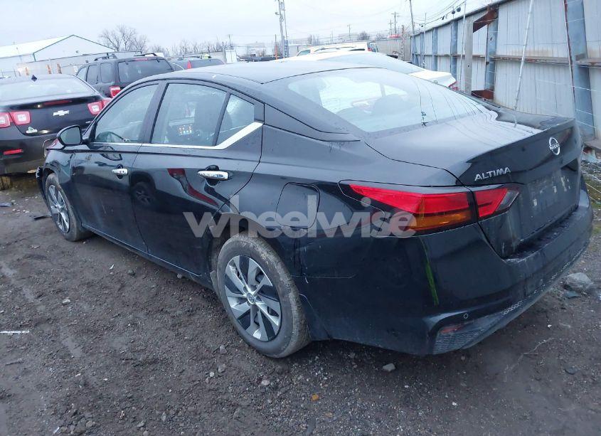 Photo 3 of 2023 Nissan Altima S FWD (VIN 1N4BL4BV4PN346393)