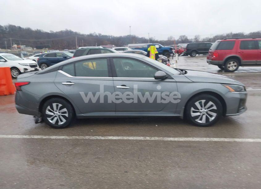 Photo 13 of 2023 Nissan Altima S FWD (VIN 1N4BL4BV4PN358690)