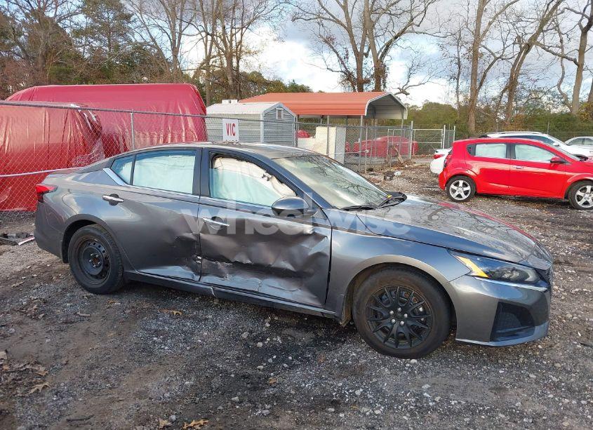 Photo 13 of 2023 Nissan Altima S FWD (VIN 1N4BL4BV4PN399885)