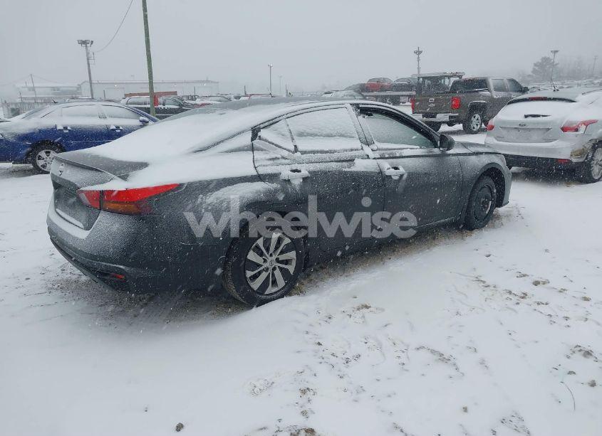 Photo 4 of 2024 Nissan Altima S FWD (VIN 1N4BL4BV4RN311985)