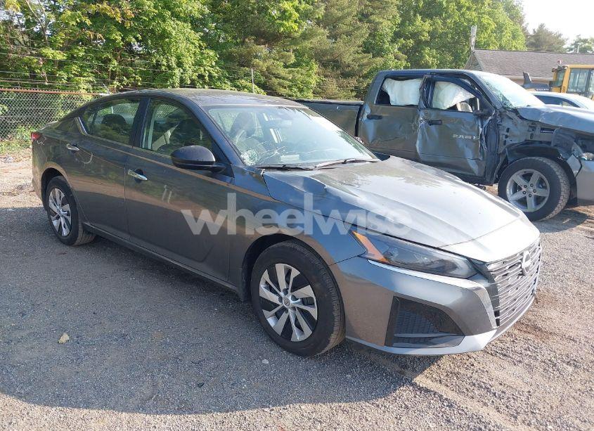 2024 Nissan Altima S FWD (VIN 1N4BL4BV4RN437439) main photo