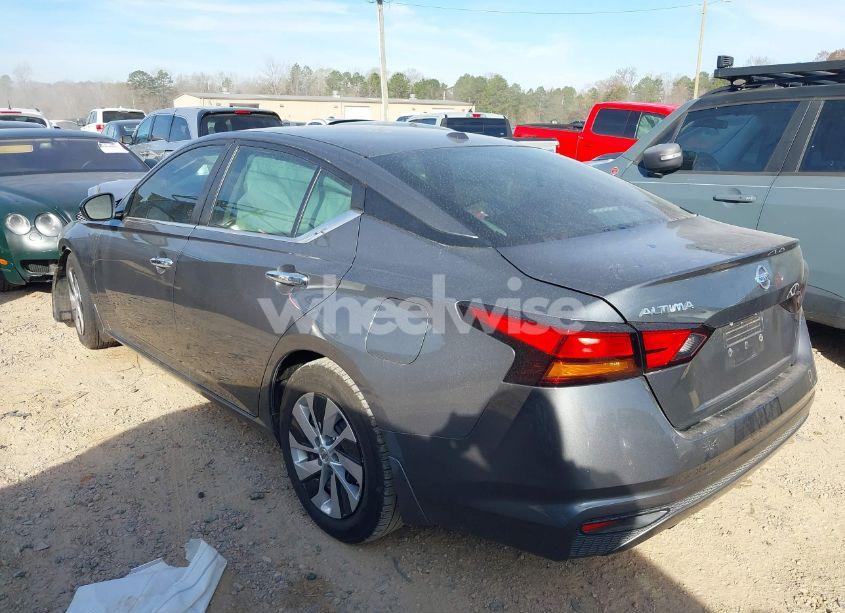 Photo 3 of 2019 Nissan Altima 2.5 S (VIN 1N4BL4BV5KC109979)