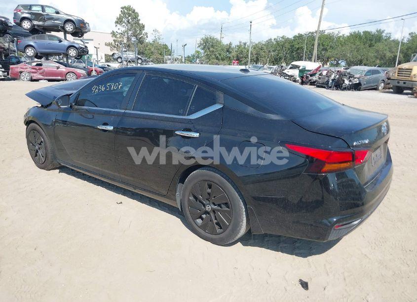 Photo 3 of 2019 Nissan Altima S (VIN 1N4BL4BV5KC115846)