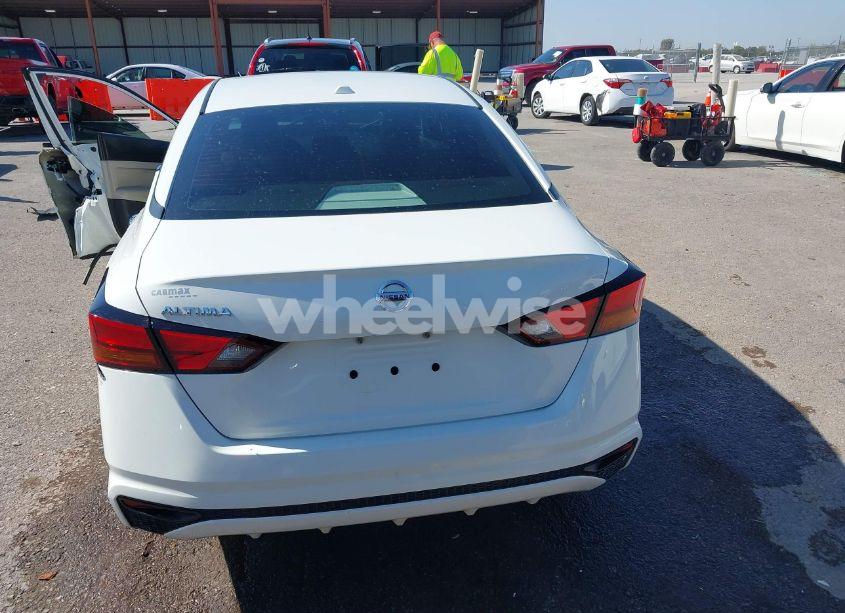 Photo 17 of 2019 Nissan Altima 2.5 S (VIN 1N4BL4BV5KC194726)