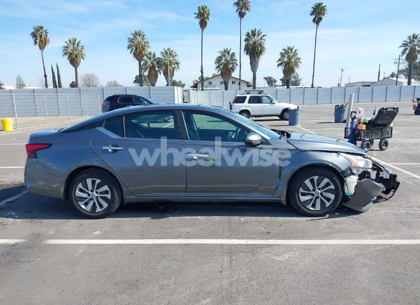 Photo 13 of 2019 Nissan Altima 2.5 S (VIN 1N4BL4BV5KC204364)