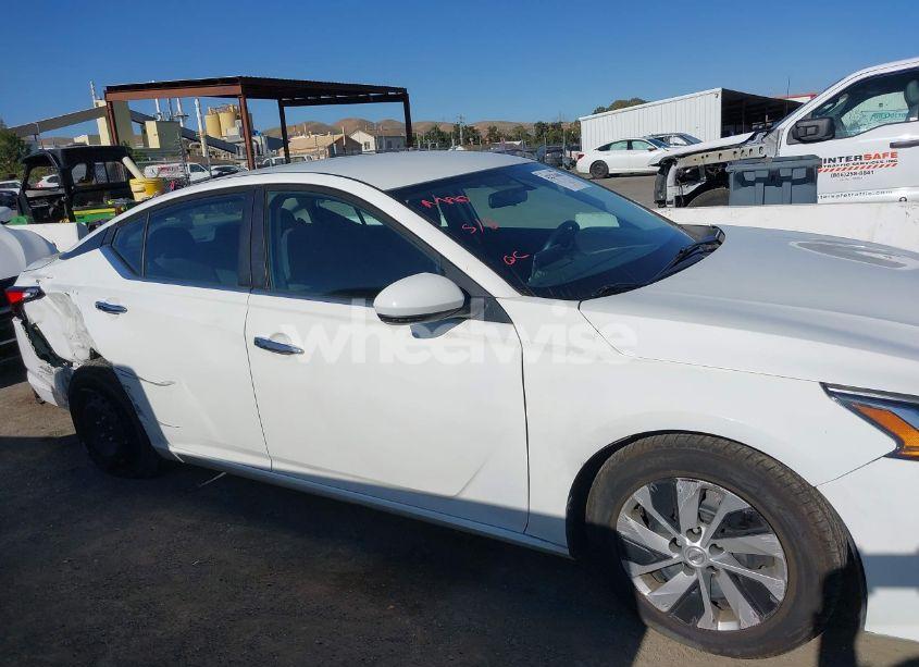 Photo 13 of 2019 Nissan Altima 2.5 S (VIN 1N4BL4BV5KC230706)