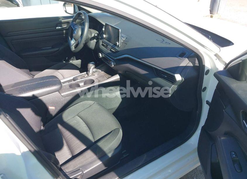 Photo 5 of 2019 Nissan Altima 2.5 S (VIN 1N4BL4BV5KC230706)