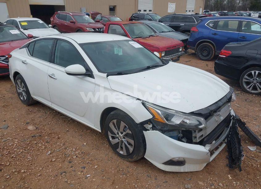 2019 Nissan Altima 2.5 S (VIN 1N4BL4BV5KN308941) main photo