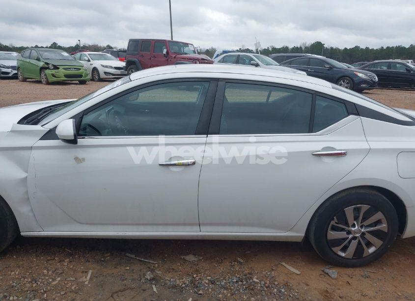 Photo 14 of 2019 Nissan Altima 2.5 S (VIN 1N4BL4BV5KN308941)