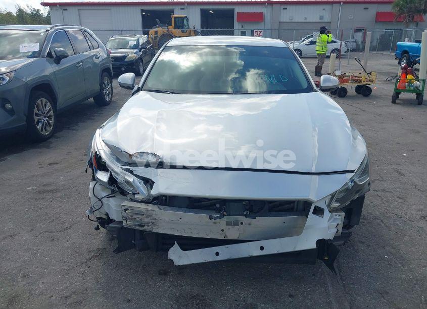 Photo 12 of 2019 Nissan Altima 2.5 S (VIN 1N4BL4BV5KN322970)