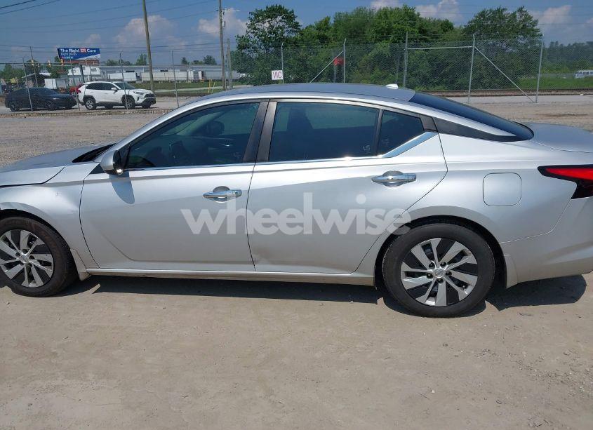 Photo 14 of 2020 Nissan Altima S FWD (VIN 1N4BL4BV5LC112818)