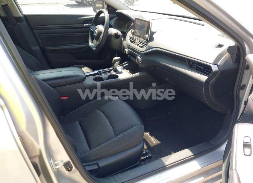 Photo 5 of 2020 Nissan Altima S FWD (VIN 1N4BL4BV5LC112818)