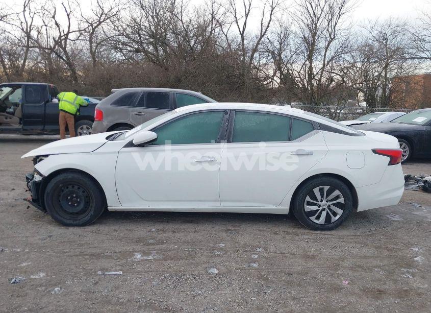 Photo 15 of 2020 Nissan Altima S FWD (VIN 1N4BL4BV5LC118148)