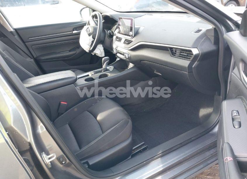 Photo 5 of 2020 Nissan Altima S FWD (VIN 1N4BL4BV5LC156625)