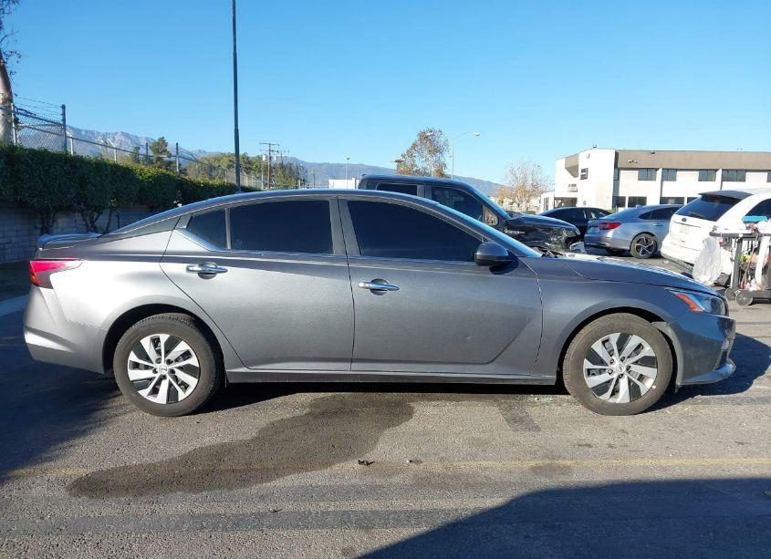 Photo 13 of 2020 Nissan Altima S FWD (VIN 1N4BL4BV5LC161016)