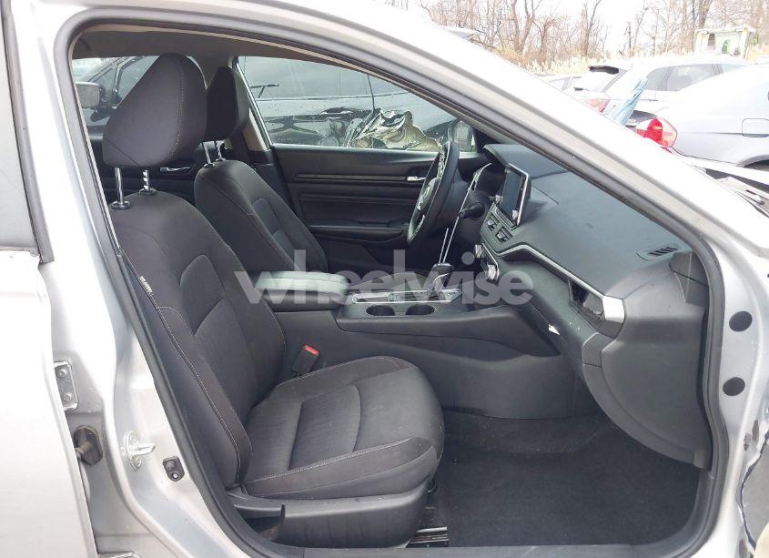 Photo 5 of 2020 Nissan Altima S FWD (VIN 1N4BL4BV5LC192850)