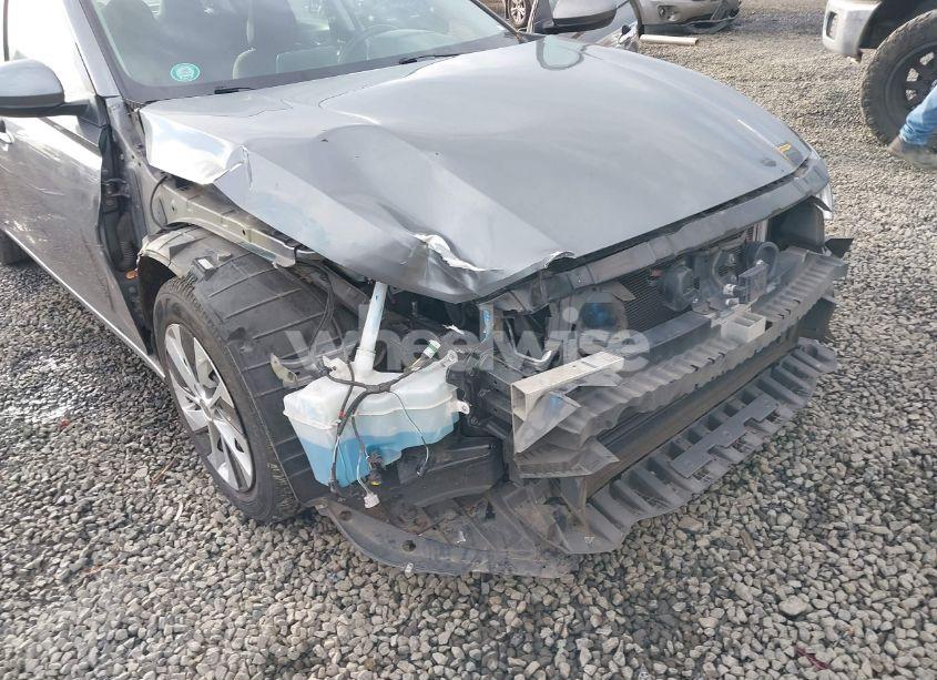 Photo 6 of 2020 Nissan Altima S FWD (VIN 1N4BL4BV5LC199605)