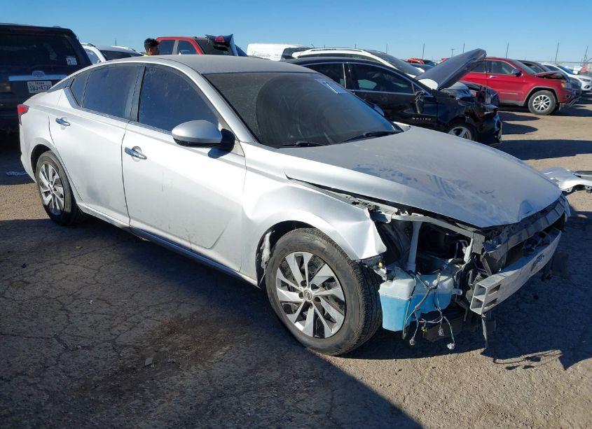 2020 Nissan Altima S FWD (VIN 1N4BL4BV5LC240234) main photo
