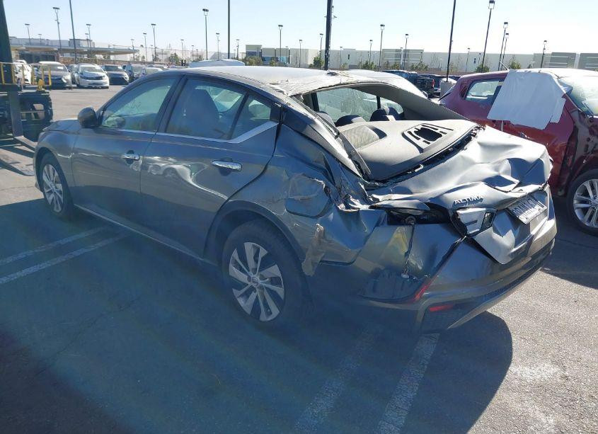 Photo 3 of 2020 Nissan Altima S FWD (VIN 1N4BL4BV5LC245210)