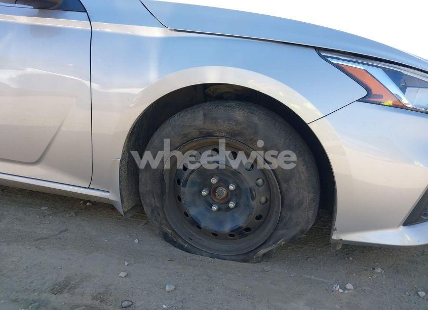 Photo 6 of 2020 Nissan Altima S FWD (VIN 1N4BL4BV5LC245983)