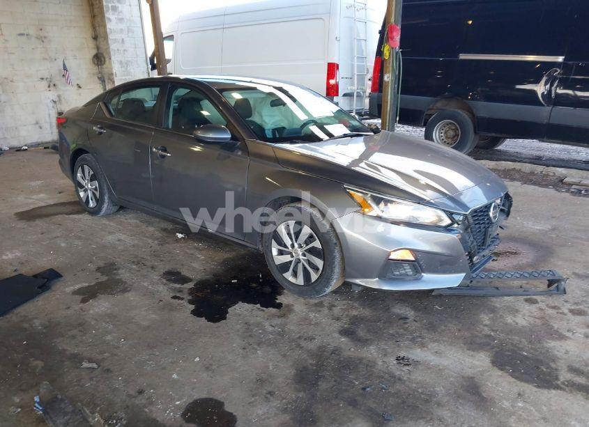2020 Nissan Altima S FWD (VIN 1N4BL4BV5LC278885) main photo