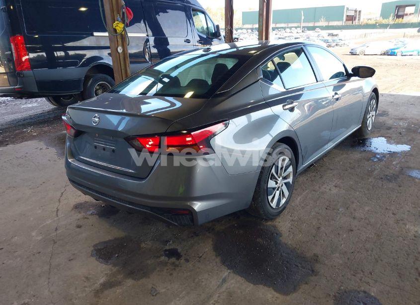 Photo 4 of 2020 Nissan Altima S FWD (VIN 1N4BL4BV5LC278885)