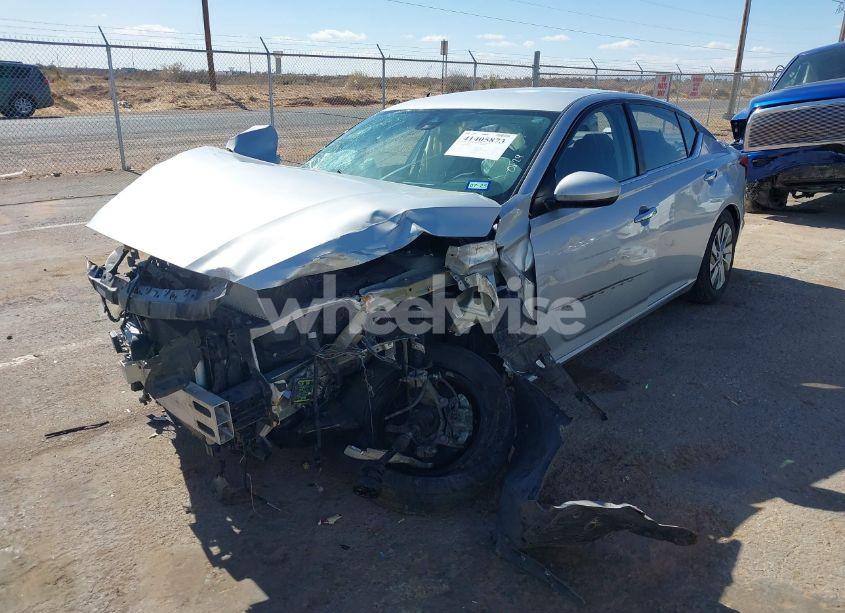 Photo 2 of 2021 Nissan Altima S FWD (VIN 1N4BL4BV5MN391855)