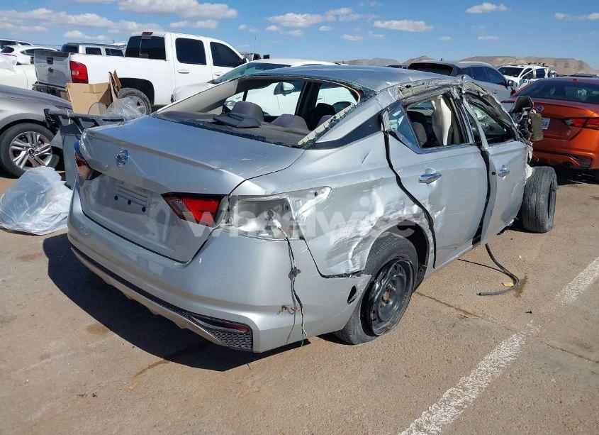 Photo 4 of 2021 Nissan Altima S FWD (VIN 1N4BL4BV5MN391855)