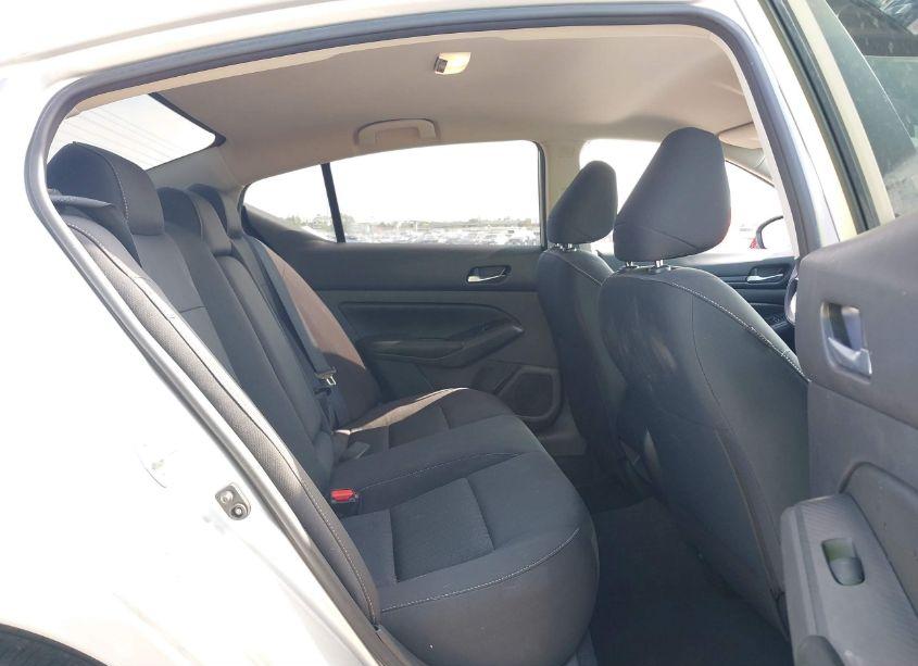 Photo 8 of 2022 Nissan Altima S FWD (VIN 1N4BL4BV5NN403083)