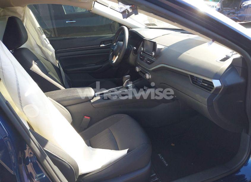 Photo 5 of 2022 Nissan Altima S FWD (VIN 1N4BL4BV5NN421079)