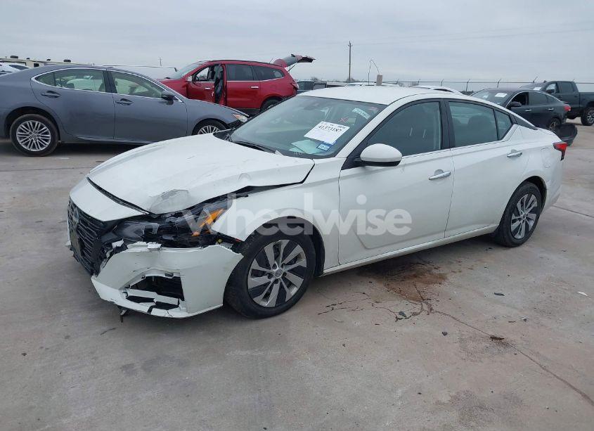 Photo 2 of 2023 Nissan Altima S FWD (VIN 1N4BL4BV5PN314603)