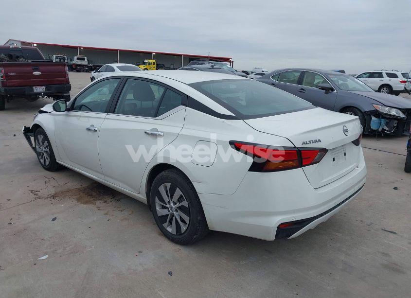 Photo 3 of 2023 Nissan Altima S FWD (VIN 1N4BL4BV5PN314603)