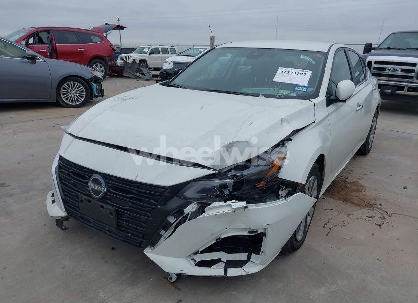 Photo 6 of 2023 Nissan Altima S FWD (VIN 1N4BL4BV5PN314603)