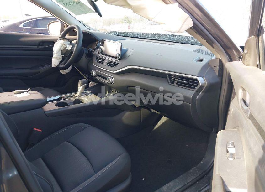 Photo 5 of 2024 Nissan Altima S FWD (VIN 1N4BL4BV5RN388848)