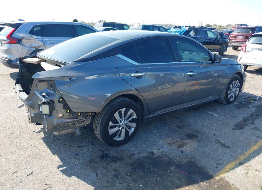 Photo 4 of 2024 Nissan Altima S FWD (VIN 1N4BL4BV5RN406216)