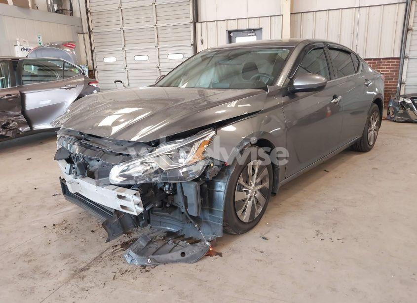 Photo 2 of 2019 Nissan Altima 2.5 S (VIN 1N4BL4BV6KC143915)