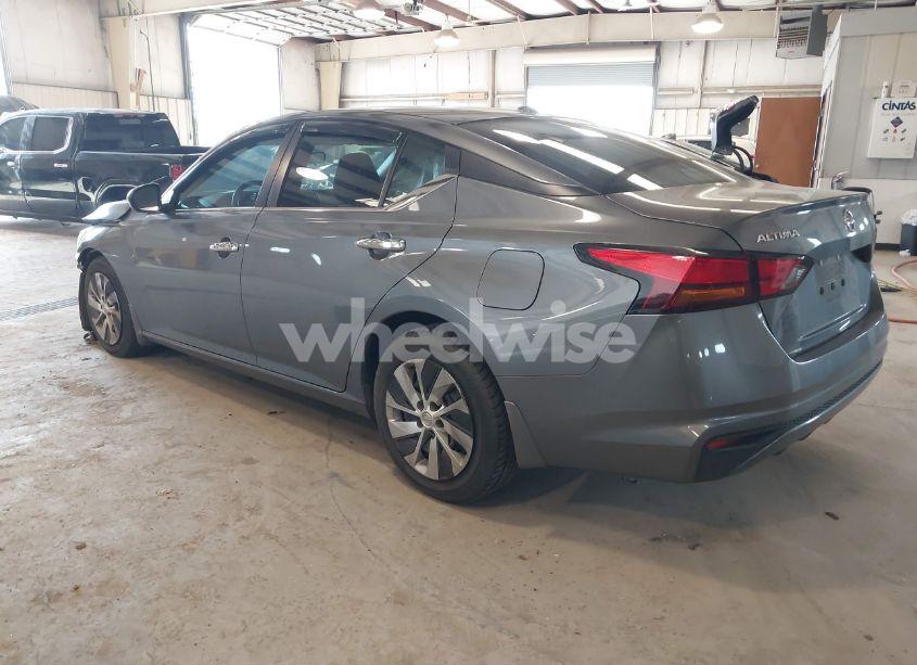 Photo 3 of 2019 Nissan Altima 2.5 S (VIN 1N4BL4BV6KC143915)