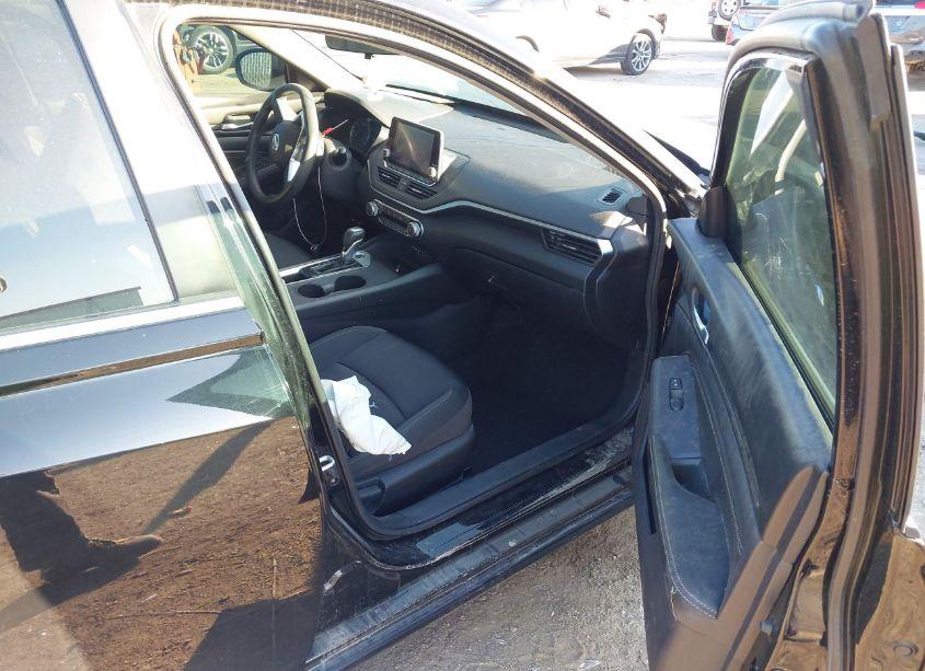 Photo 5 of 2019 Nissan Altima 2.5 S (VIN 1N4BL4BV6KC162237)