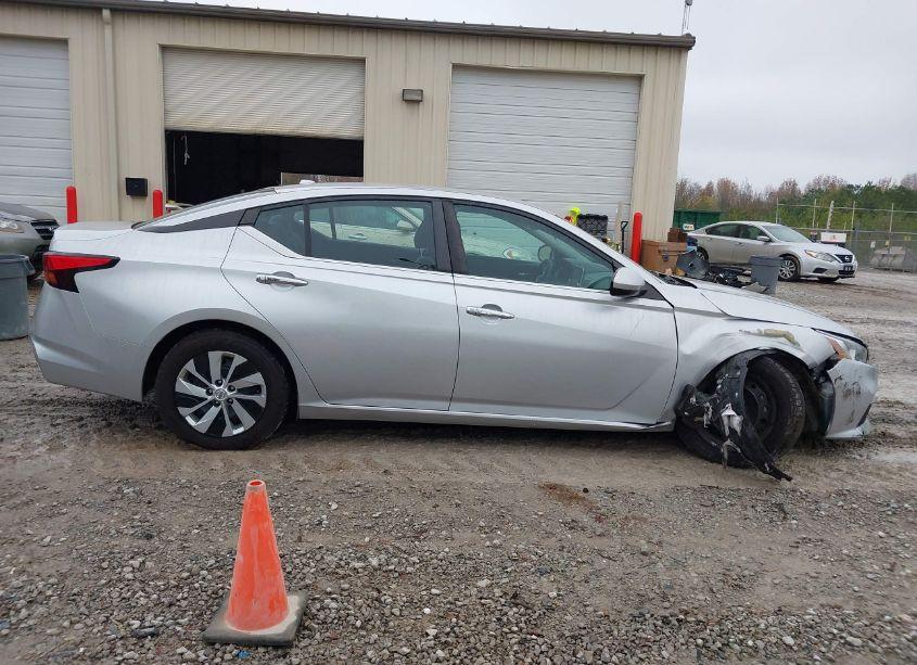 Photo 13 of 2019 Nissan Altima 2.5 S (VIN 1N4BL4BV6KC239348)