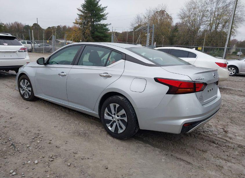 Photo 3 of 2019 Nissan Altima 2.5 S (VIN 1N4BL4BV6KC239348)