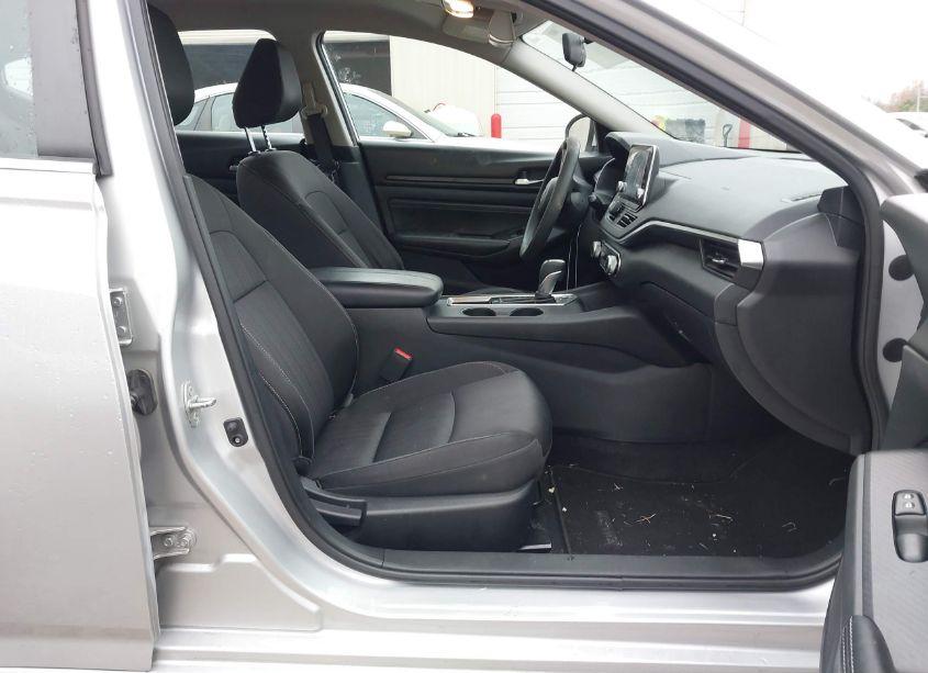 Photo 5 of 2019 Nissan Altima 2.5 S (VIN 1N4BL4BV6KC239348)