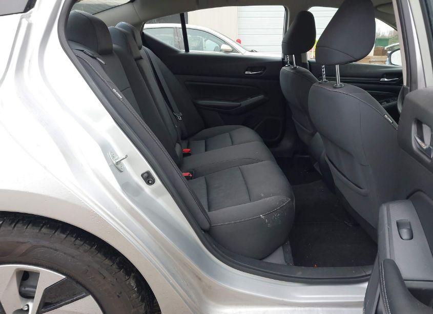 Photo 8 of 2019 Nissan Altima 2.5 S (VIN 1N4BL4BV6KC239348)