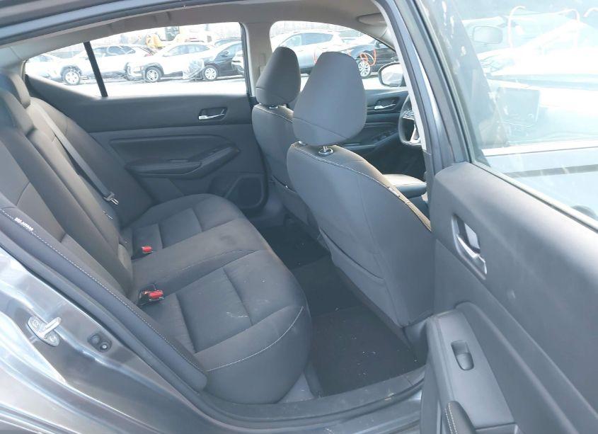 Photo 8 of 2019 Nissan Altima 2.5 S (VIN 1N4BL4BV6KC256182)