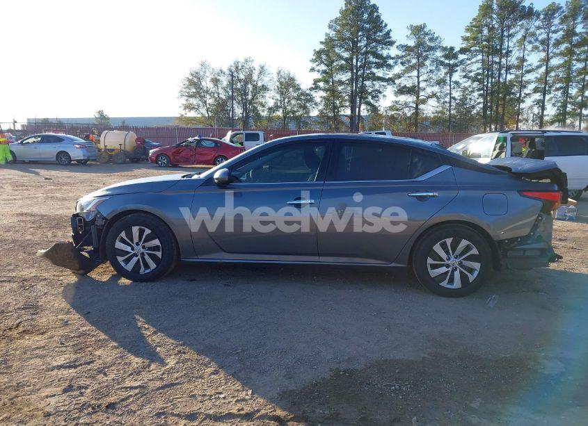 Photo 15 of 2020 Nissan Altima S FWD (VIN 1N4BL4BV6LC124508)