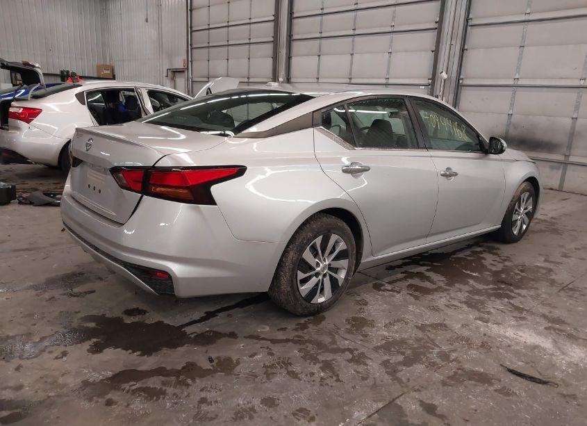 Photo 4 of 2020 Nissan Altima S FWD (VIN 1N4BL4BV6LC138862)