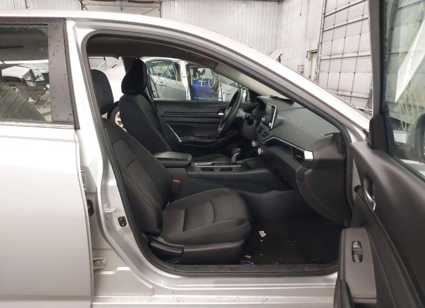 Photo 5 of 2020 Nissan Altima S FWD (VIN 1N4BL4BV6LC138862)