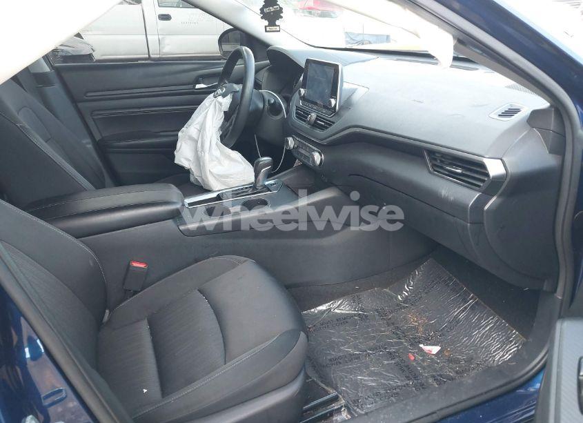 Photo 5 of 2020 Nissan Altima S FWD (VIN 1N4BL4BV6LC183638)